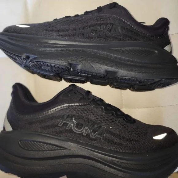 Size 10.5B - Women's HOKA BONDI 9 All Black - Picture 9 of 16